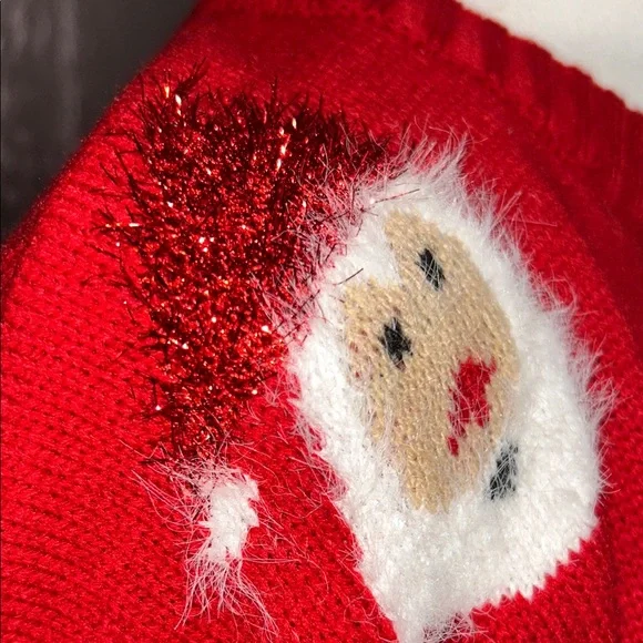 🎅 Festive Red Santa Sweater 🎅 - Picture 4 of 6